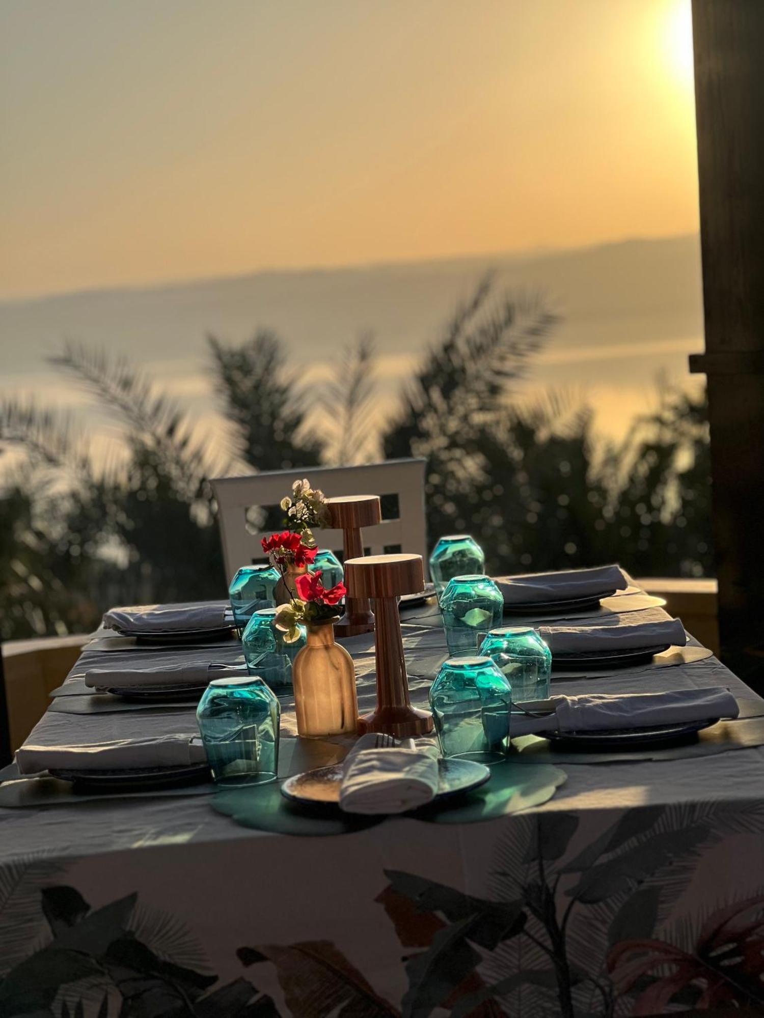 The Precious Guesthouse Sweimeh エクステリア 写真